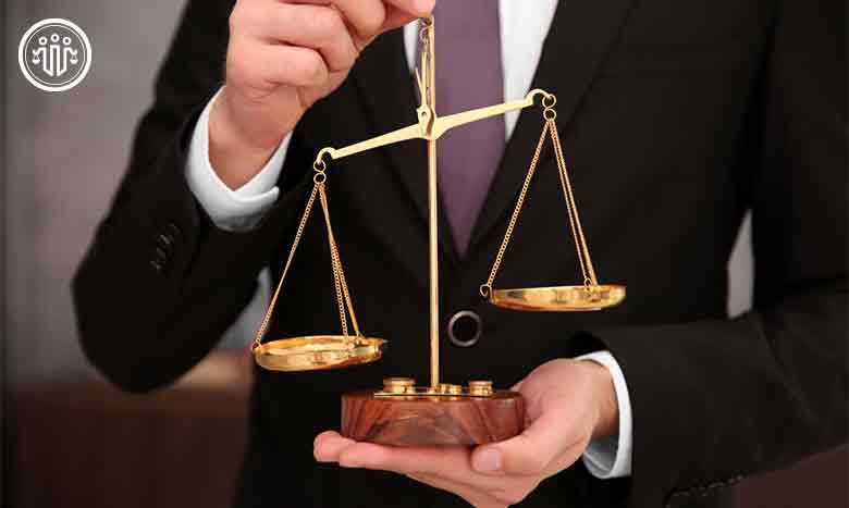 تفاوت وکیل پایه یک دادگستری با وکیل پایه دو و کارآموز وکالت